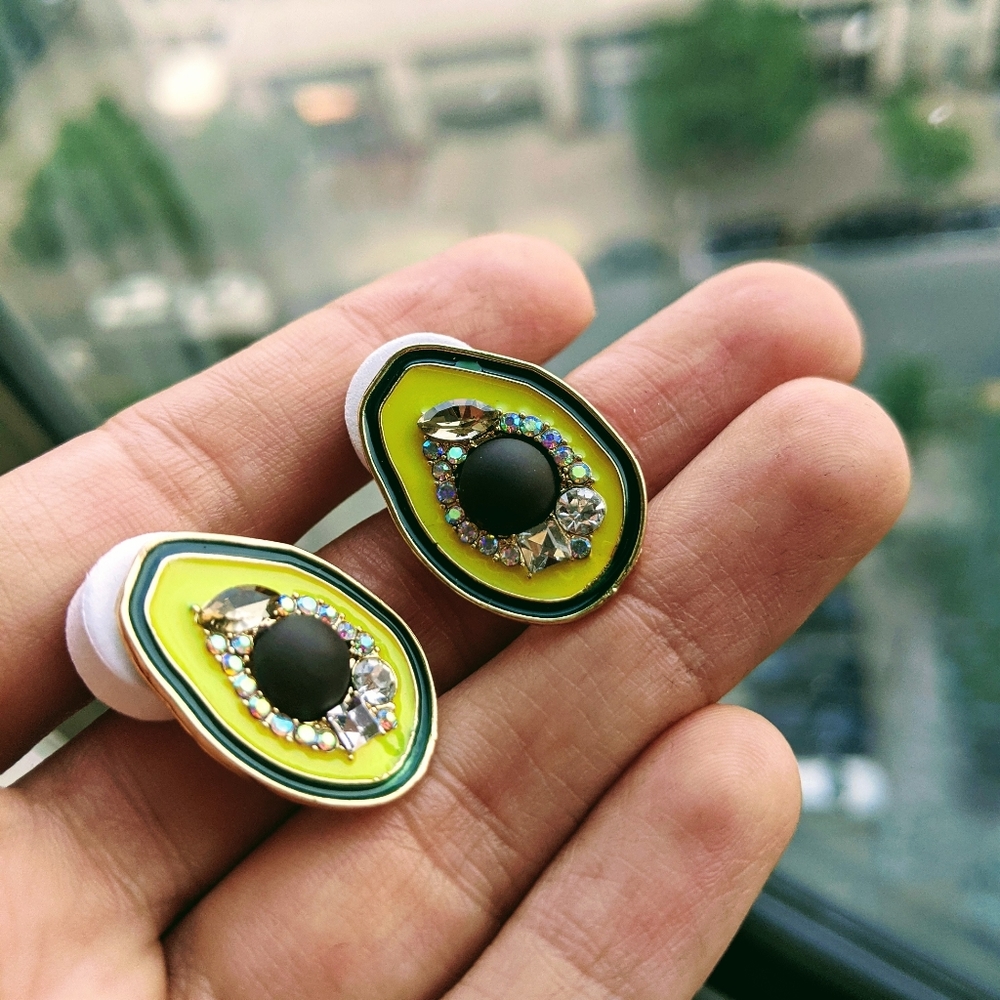 Avocado earrings